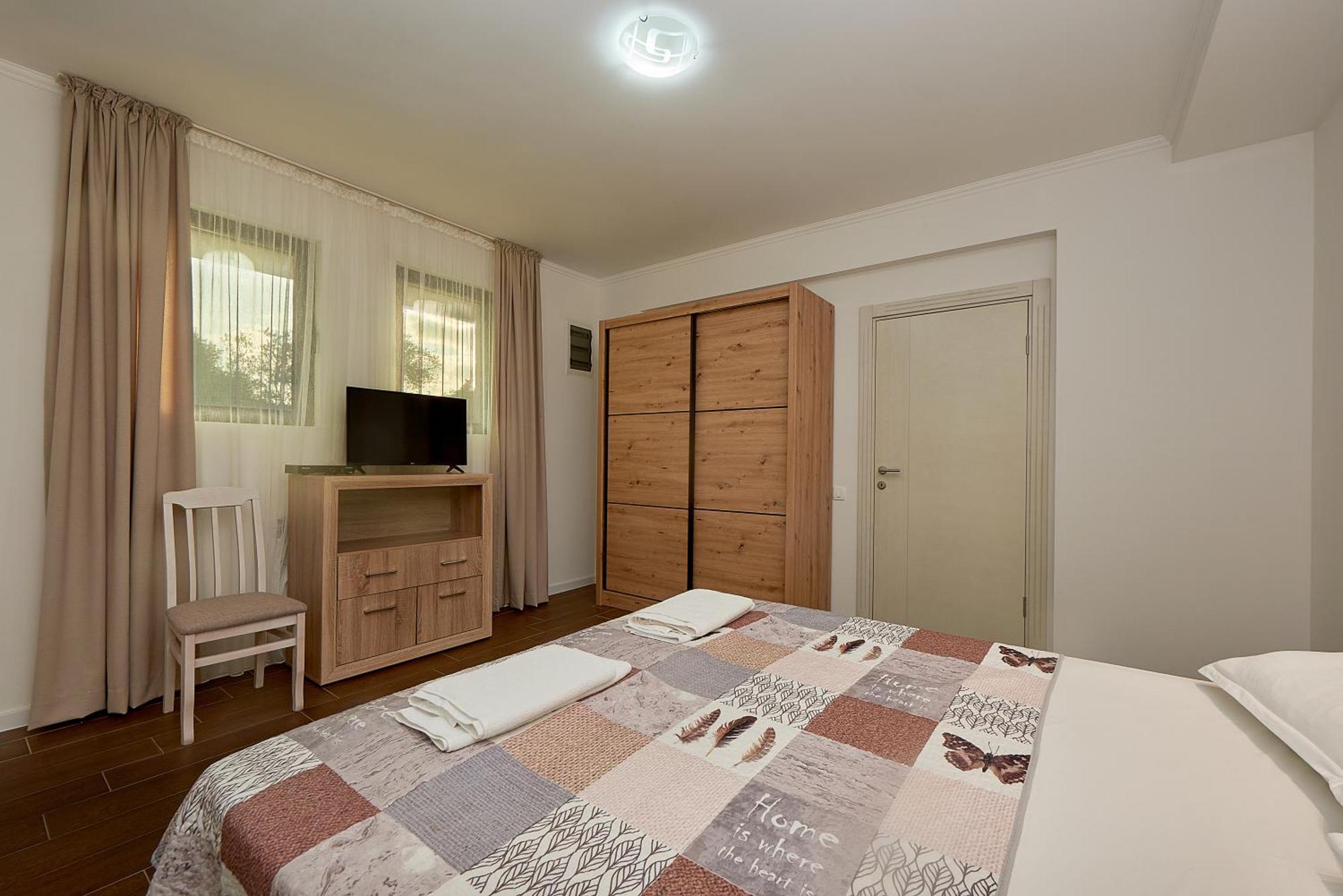 Adria Lux Apartmens 2 Sveti Stefan Dış mekan fotoğraf