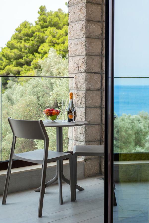 Adria Lux Apartmens 2 Sveti Stefan Dış mekan fotoğraf