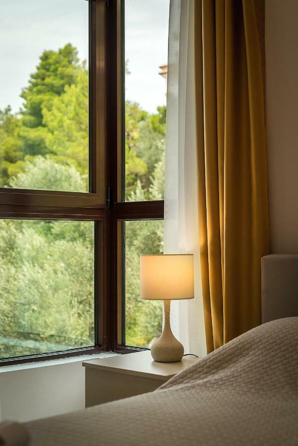 Adria Lux Apartmens 2 Sveti Stefan Dış mekan fotoğraf