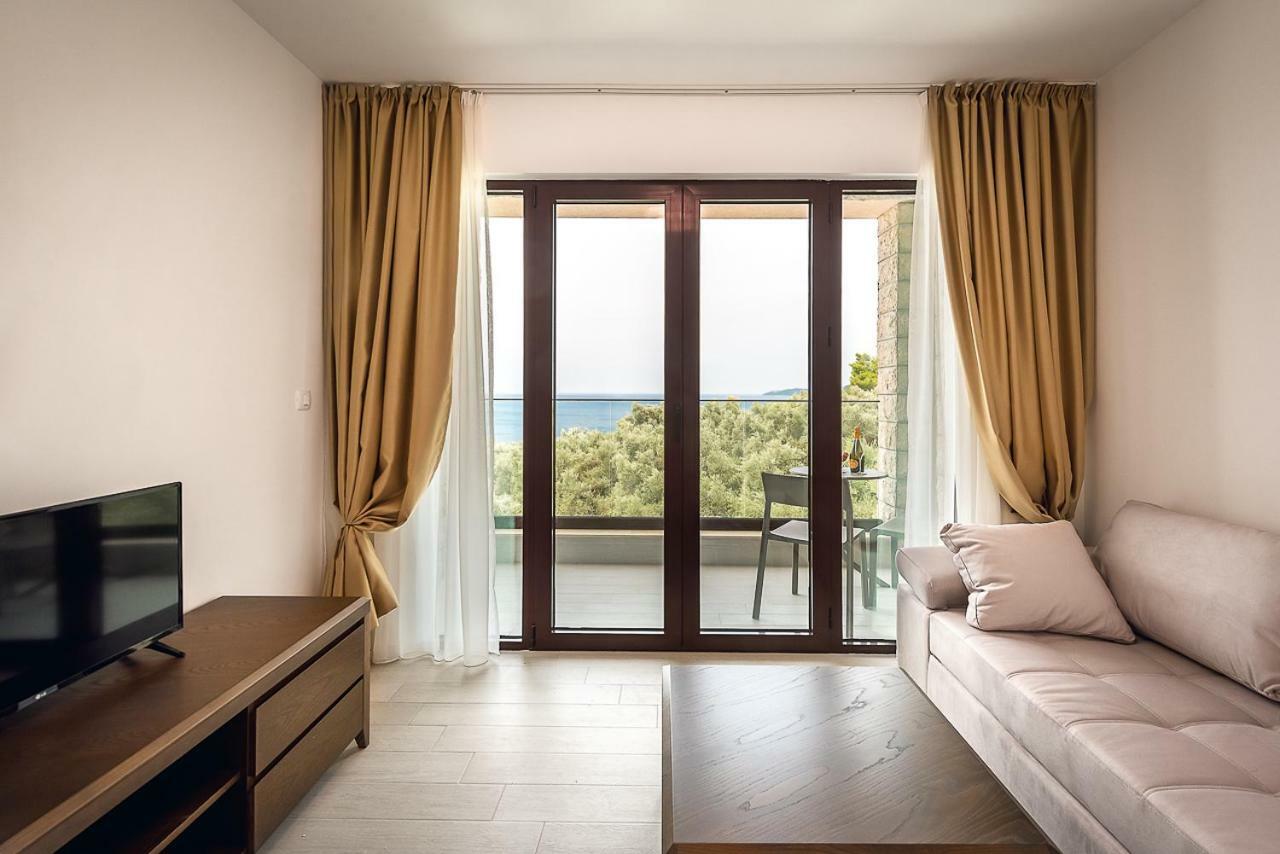 Adria Lux Apartmens 2 Sveti Stefan Dış mekan fotoğraf
